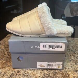 VIONIC JOSEPHINE BEIGE SLIPPER WOMENS SIZE 9 new
